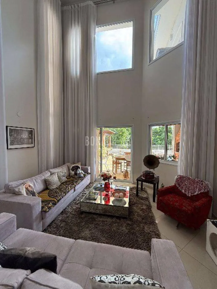 Casa, 4 quartos, 265 m² - Foto 3