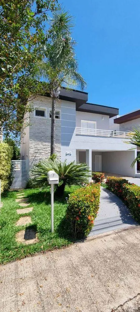 Casa, 4 quartos, 265 m² - Foto 1