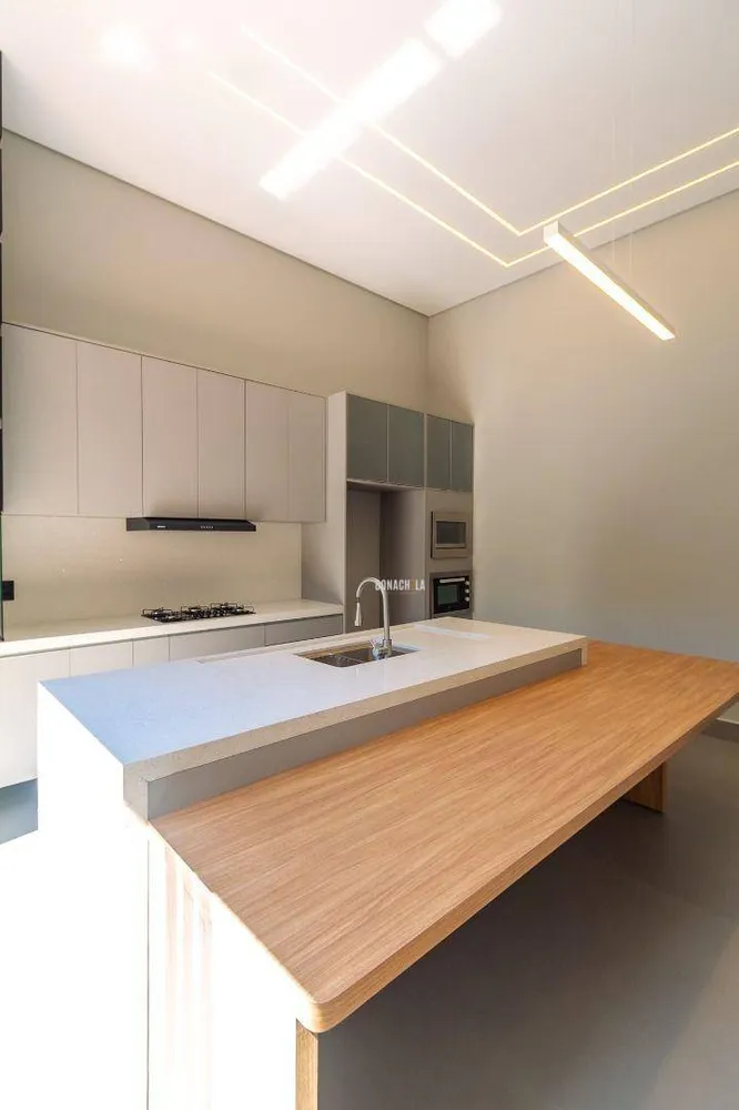 Casa, 3 quartos, 193 m² - Foto 3