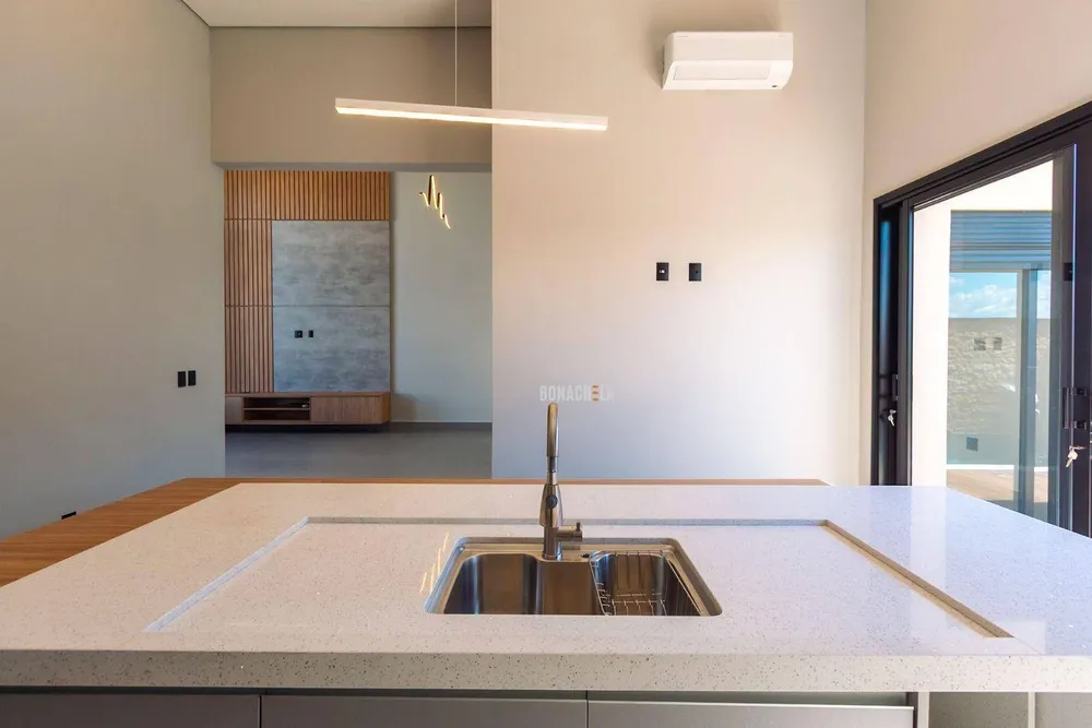 Casa, 3 quartos, 193 m² - Foto 2