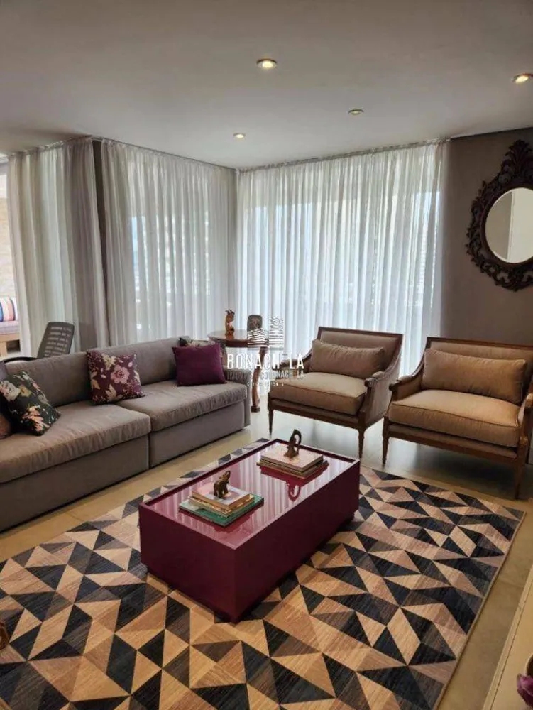 Apartamento, 3 quartos, 206 m² - Foto 2