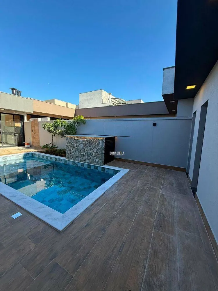 Casa, 3 quartos, 212 m² - Foto 2