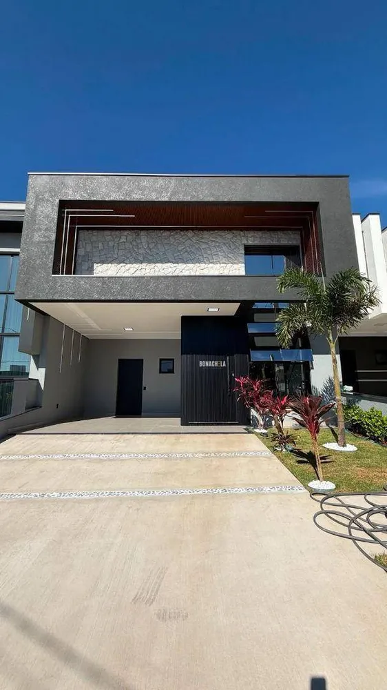 Casa, 3 quartos, 141 m² - Foto 1