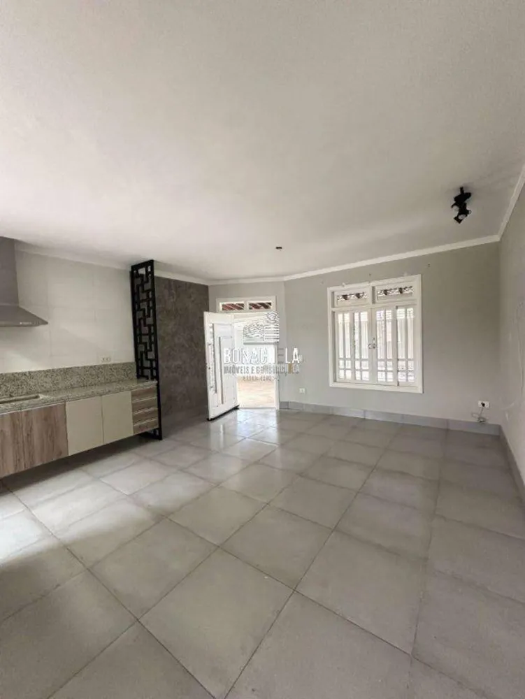 Casa, 2 quartos, 204 m² - Foto 1