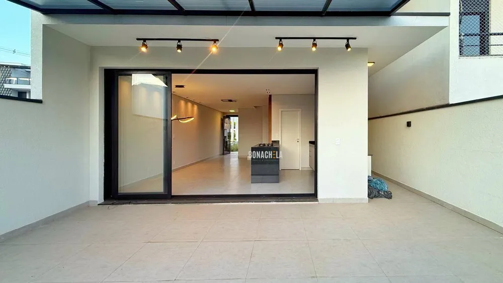 Casa, 3 quartos, 164 m² - Foto 1