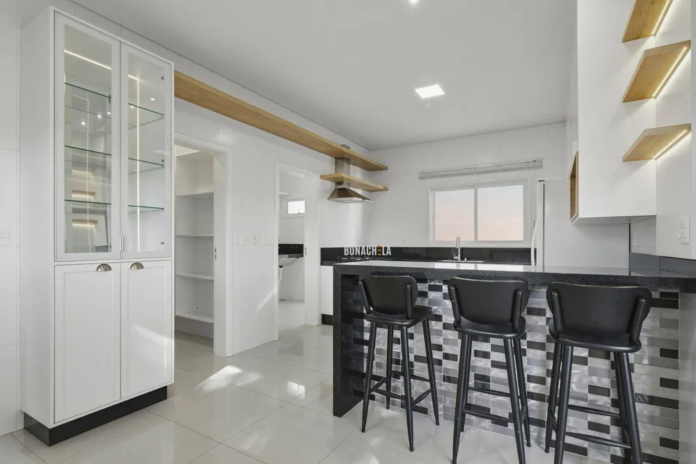Casa, 5 quartos, 371 m² - Foto 8