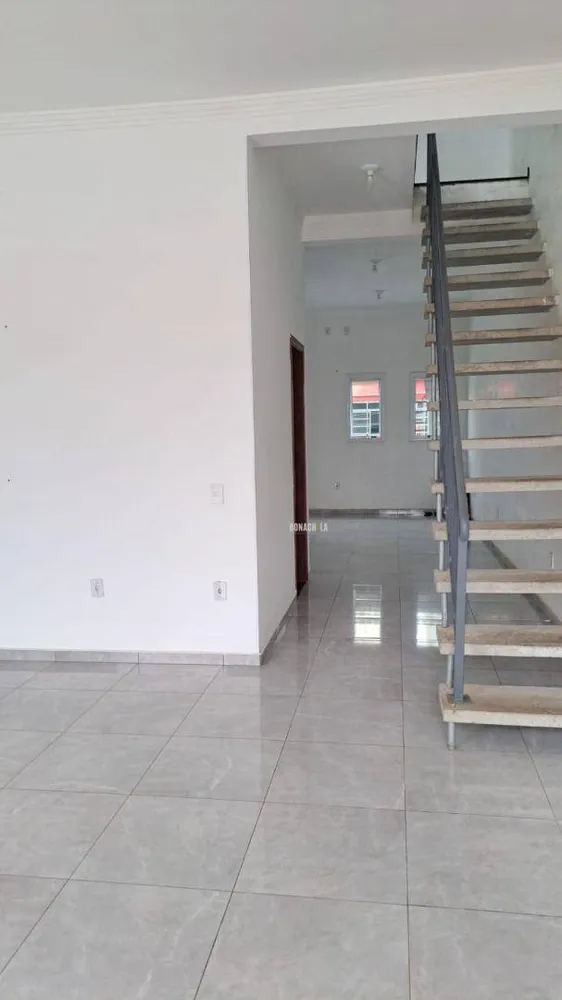 Casa, 3 quartos, 308 m² - Foto 2