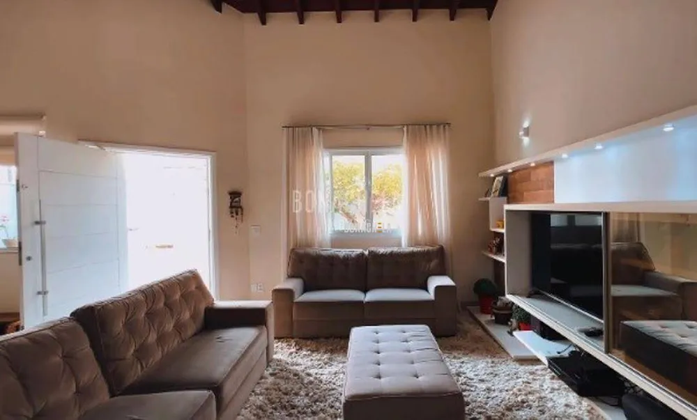 Casa, 4 quartos, 200 m² - Foto 1