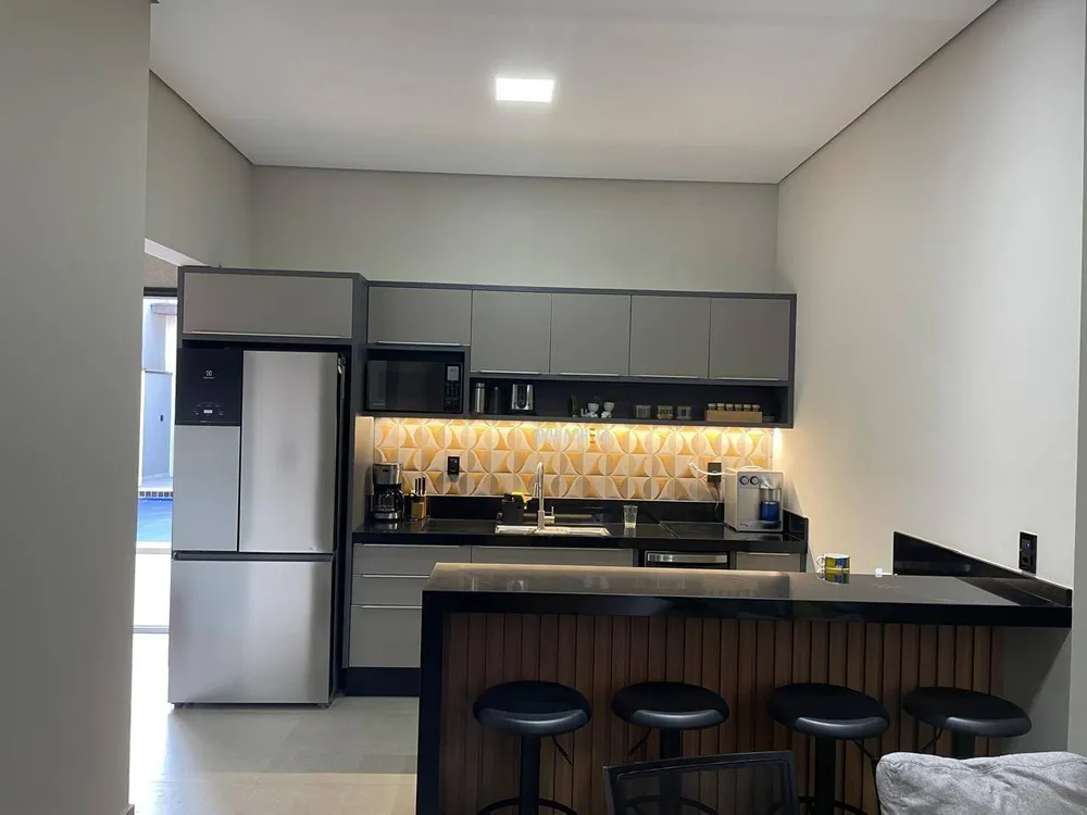 Casa, 3 quartos, 191 m² - Foto 4