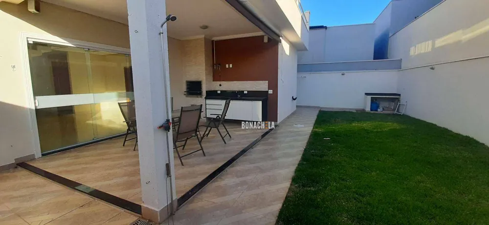 Casa, 3 quartos, 198 m² - Foto 3