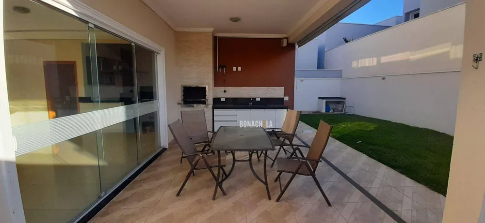 Casa, 3 quartos, 198 m² - Foto 4