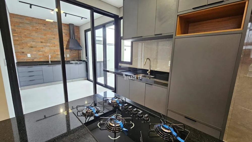 Casa, 3 quartos, 131 m² - Foto 2