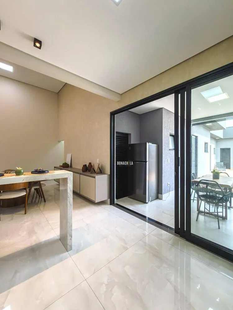 Casa, 3 quartos, 196 m² - Foto 4