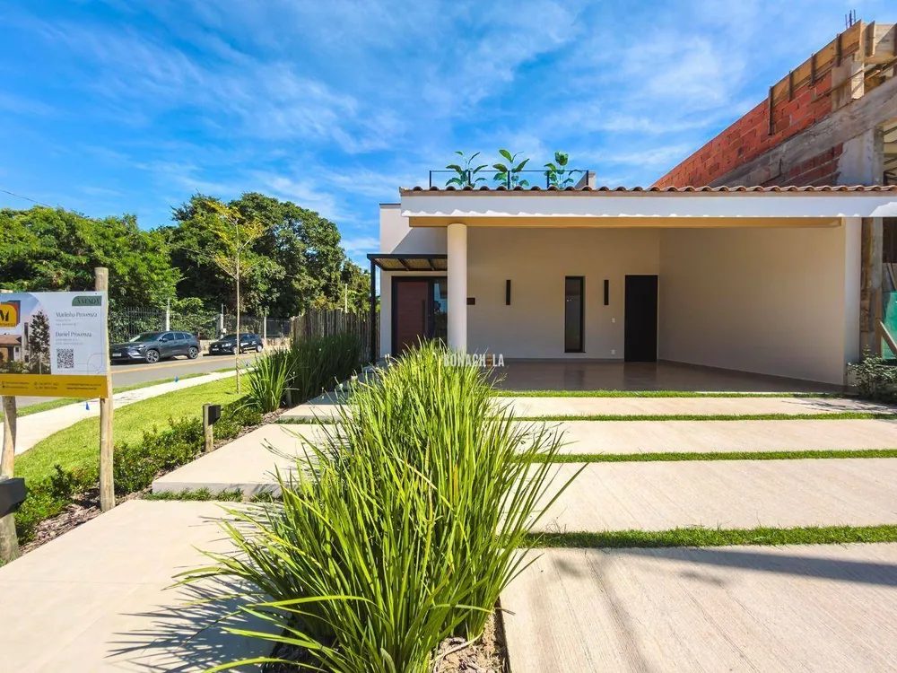 Casa, 3 quartos, 198 m² - Foto 2