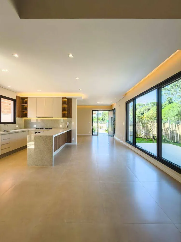 Casa, 3 quartos, 198 m² - Foto 3