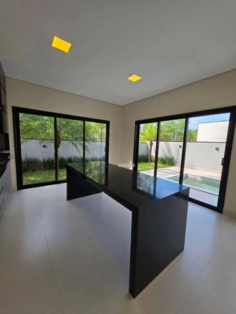 Casa, 3 quartos, 285 m² - Foto 2