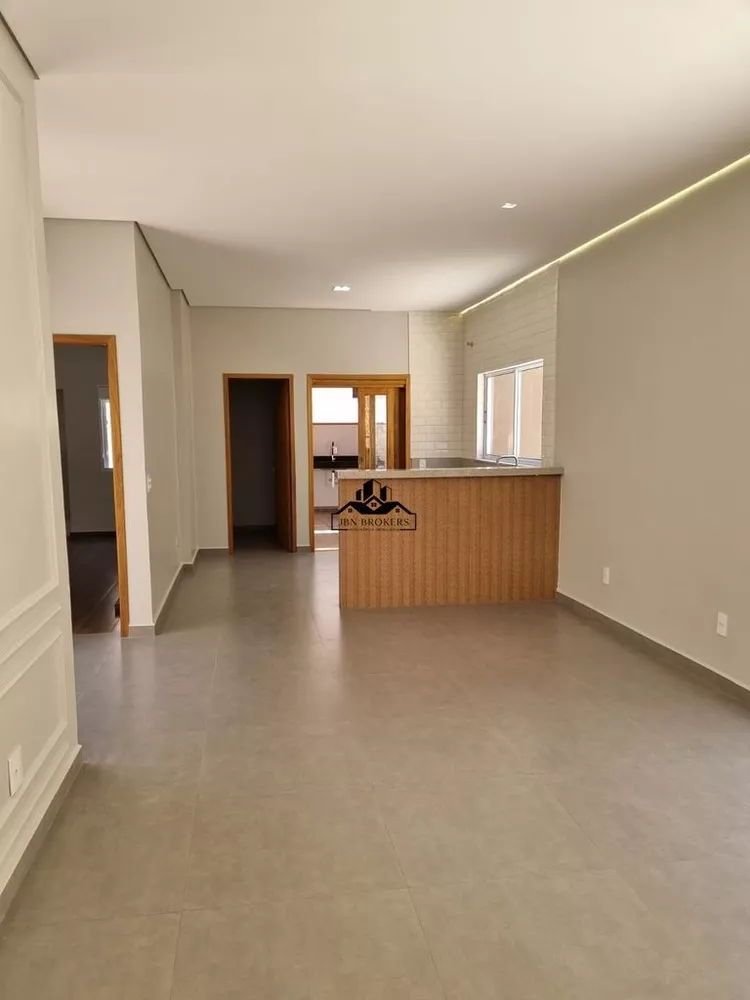 Sobrado à venda com 5 quartos, 270m² - Foto 4