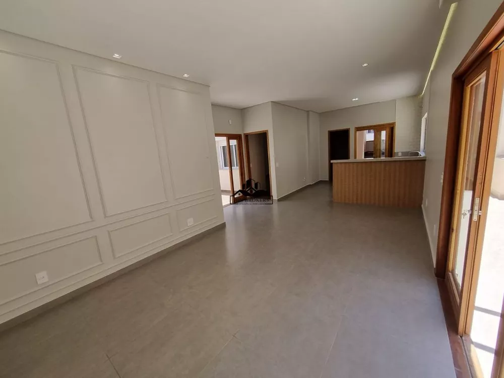 Sobrado à venda com 5 quartos, 270m² - Foto 2