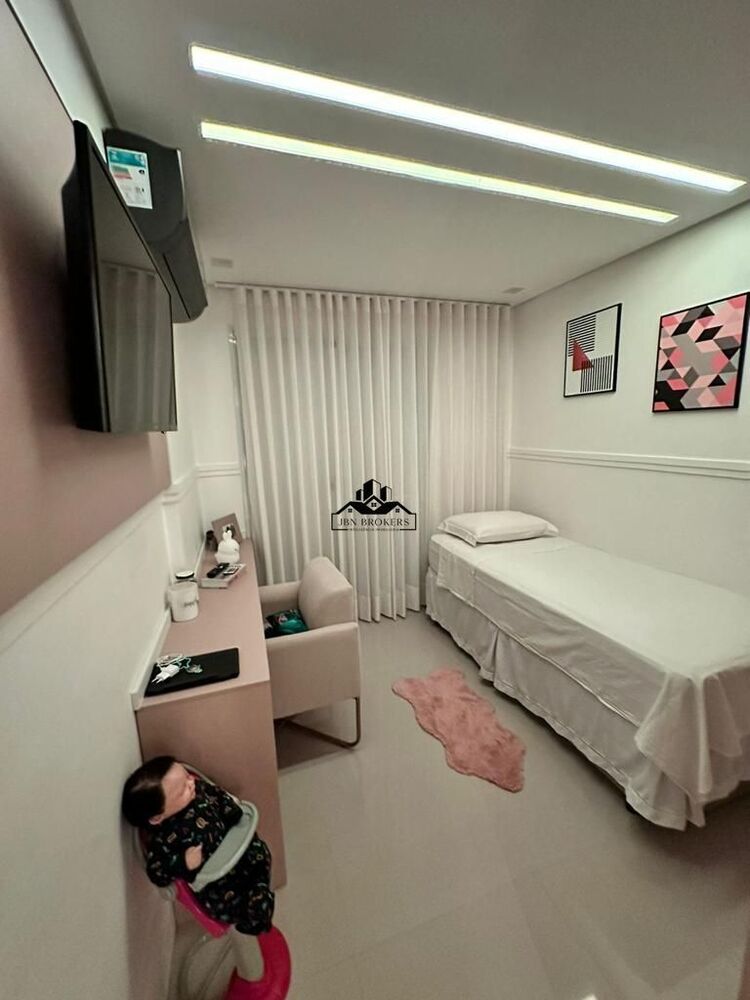 Apartamento, 3 quartos, 128 m² - Foto 1