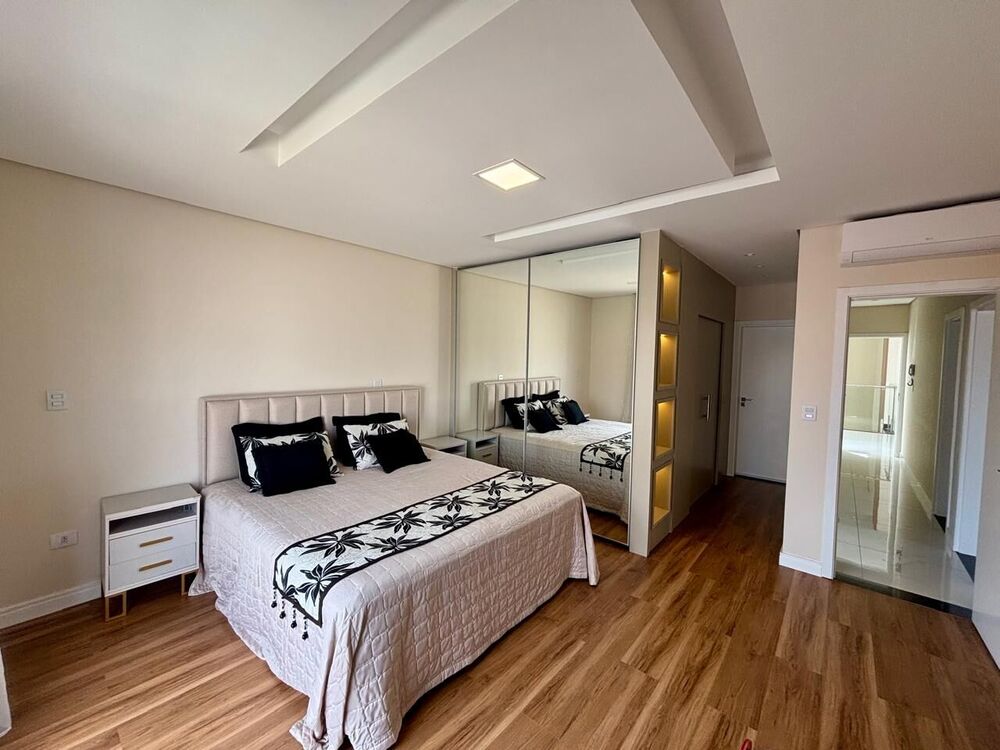 Sobrado, 4 quartos, 332 m² - Foto 2