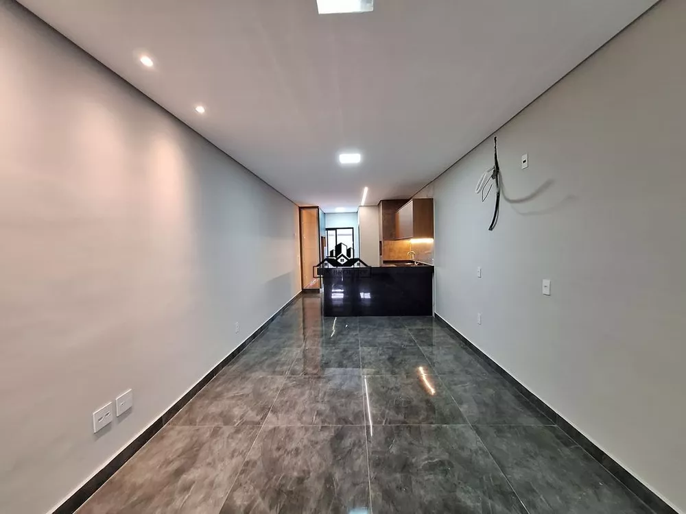 Sobrado à venda com 3 quartos, 150m² - Foto 2