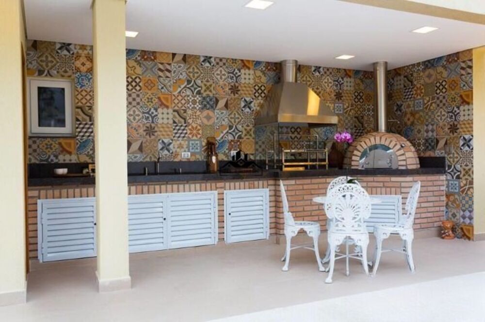 Casa, 4 quartos, 260 m² - Foto 2