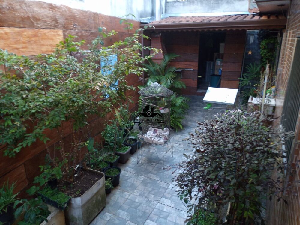 Casa, 4 quartos, 183 m² - Foto 2