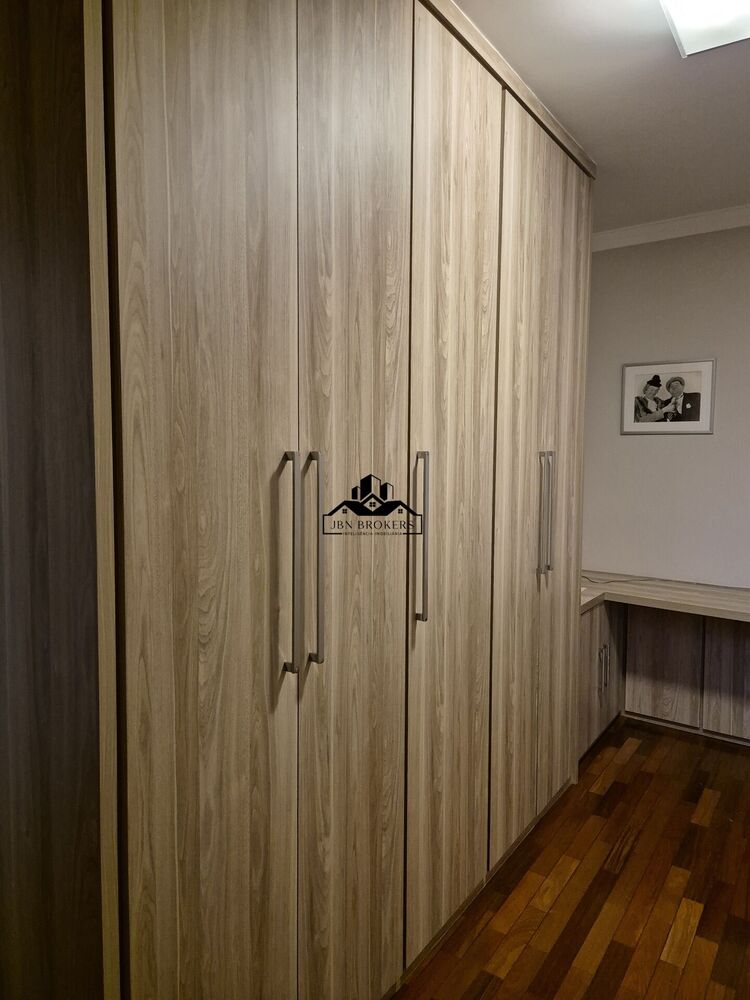 Sobrado à venda com 3 quartos, 300m² - Foto 3