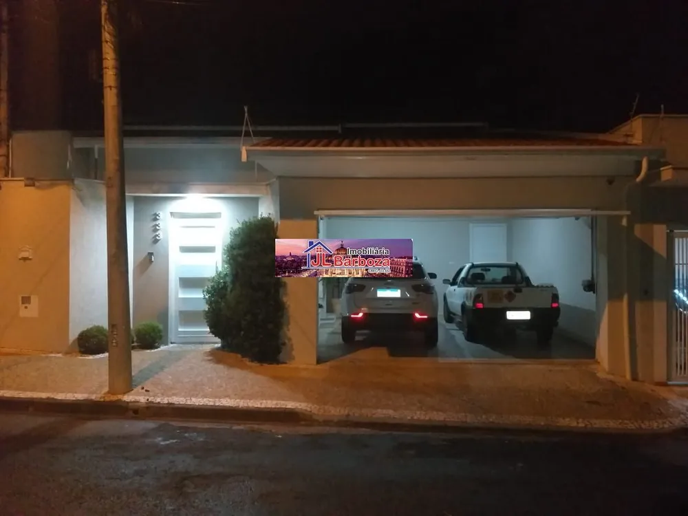 Casa, 3 quartos, 232 m² - Foto 1