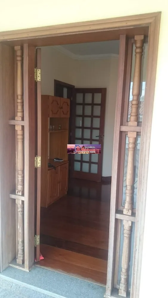 Casa, 4 quartos, 240 m² - Foto 4