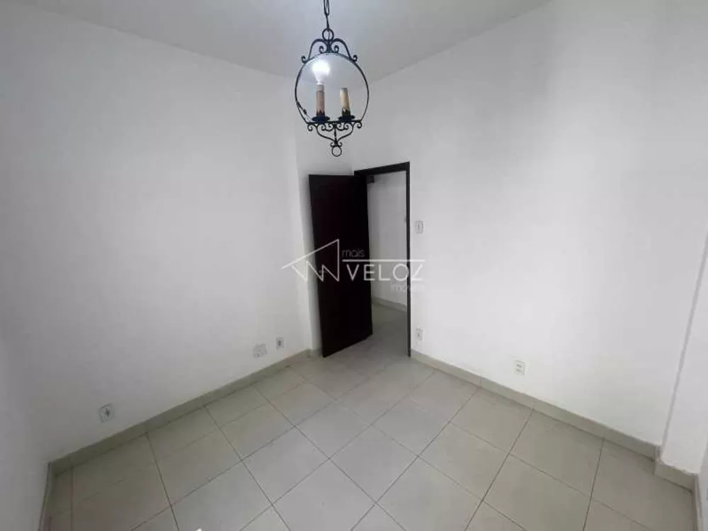 Apartamento à venda com 3 quartos, 62m² - Foto 3