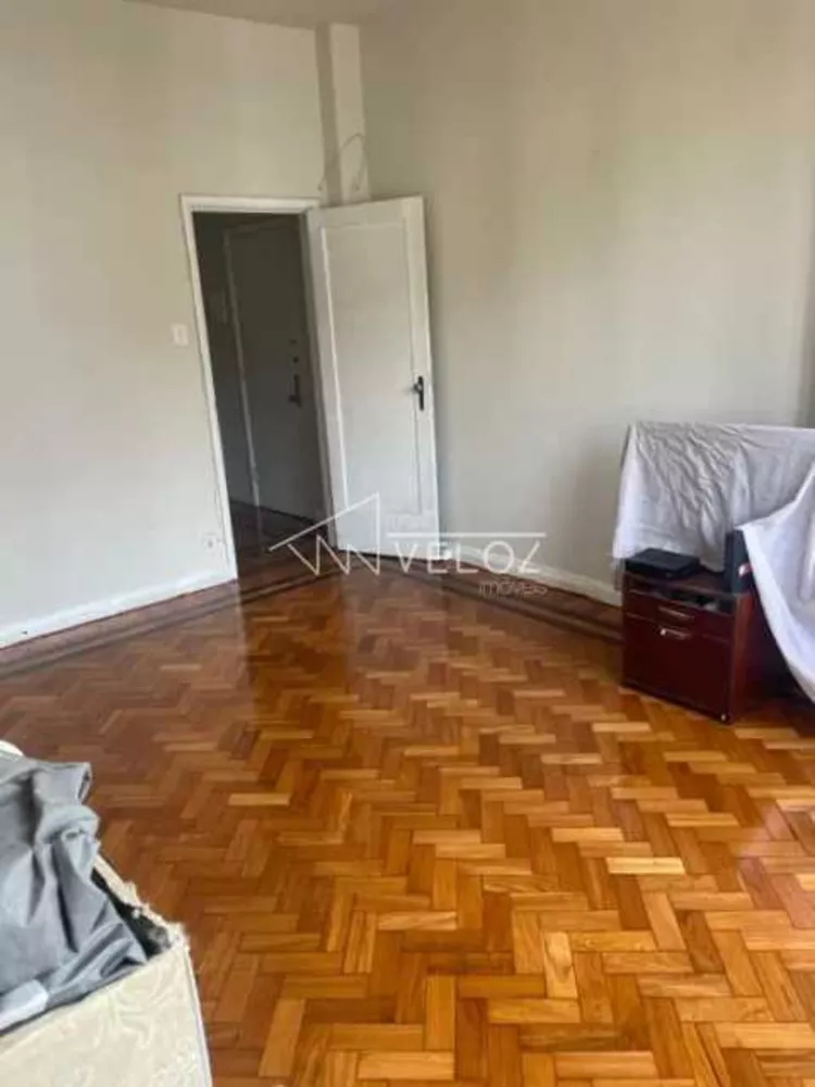 Apartamento à venda com 2 quartos, 67m² - Foto 1