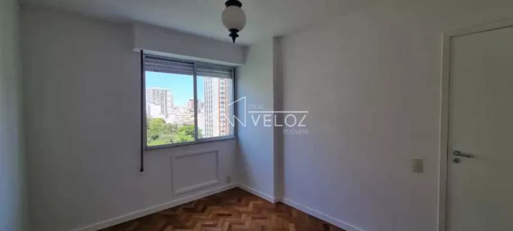 Apartamento à venda com 3 quartos, 88m² - Foto 2