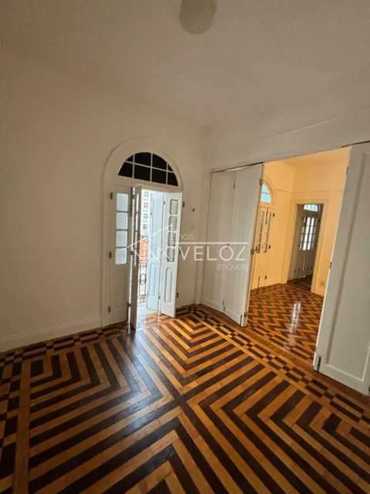 Apartamento à venda com 3 quartos, 76m² - Foto 4