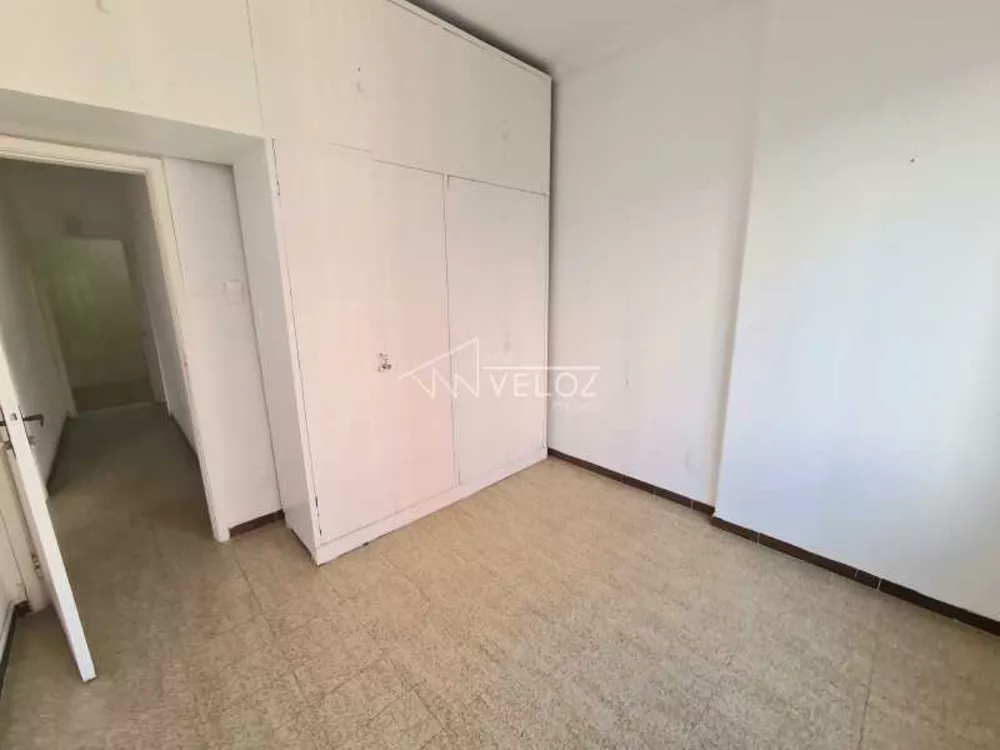 Apartamento à venda com 2 quartos, 67m² - Foto 1