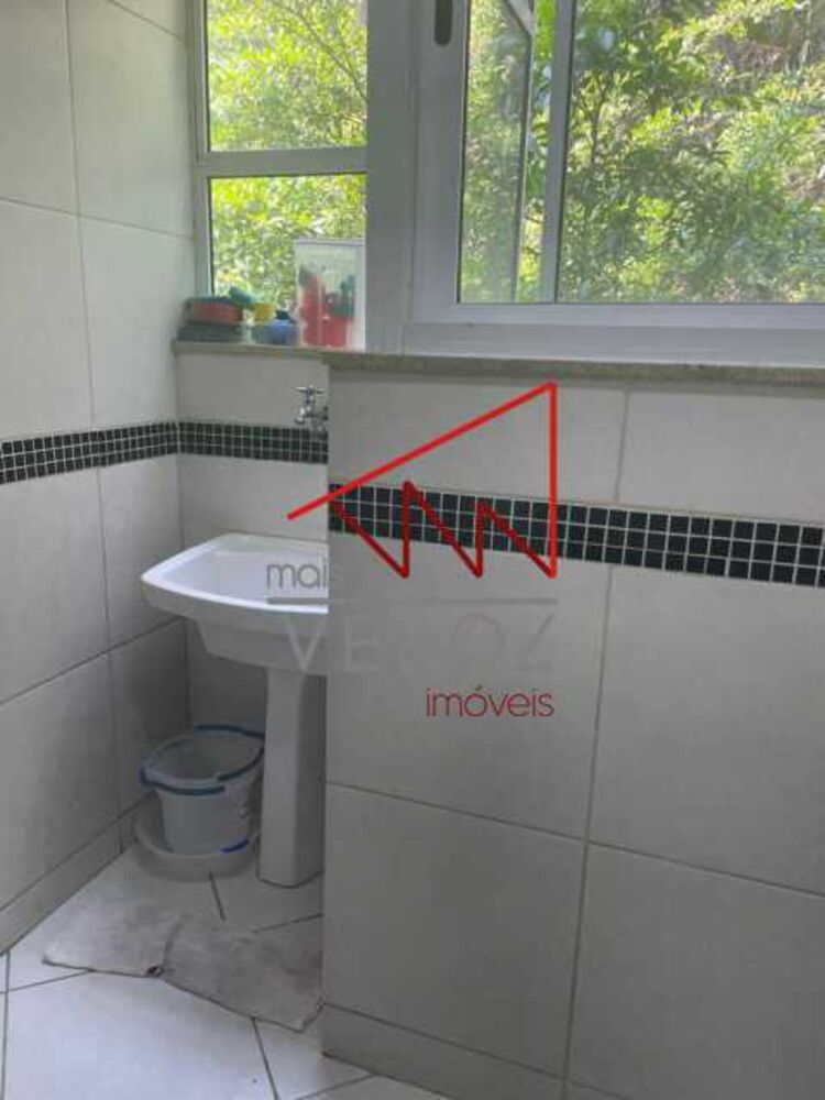 Apartamento à venda com 3 quartos, 140m² - Foto 12