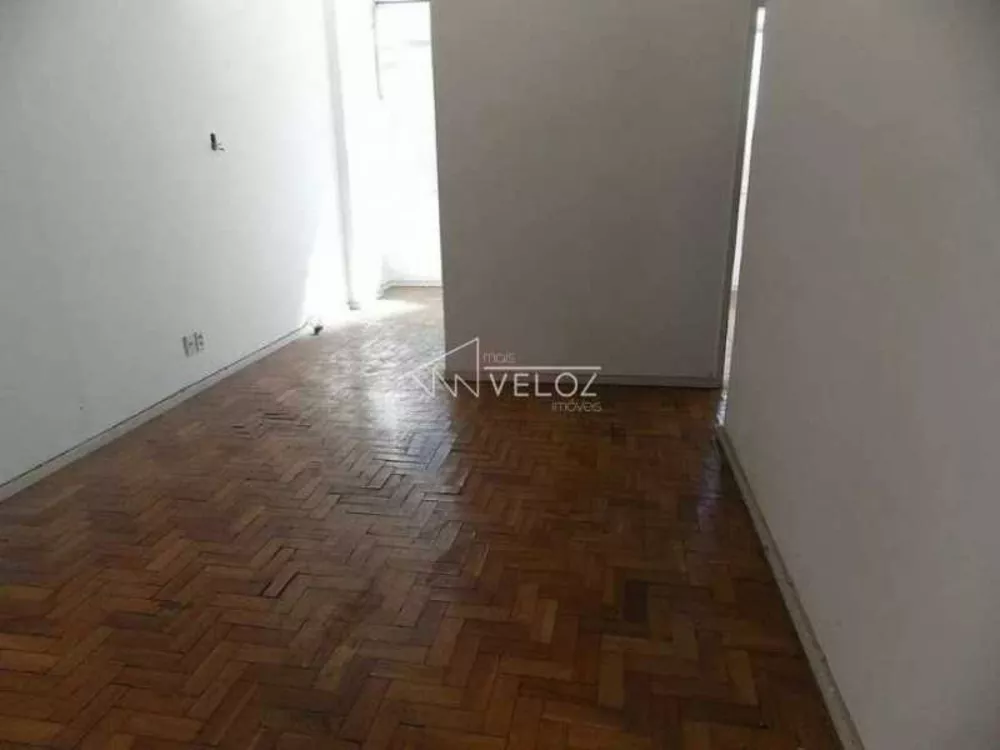 Apartamento à venda com 2 quartos, 54m² - Foto 1