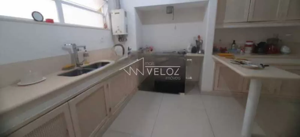 Apartamento à venda com 4 quartos, 286m² - Foto 3