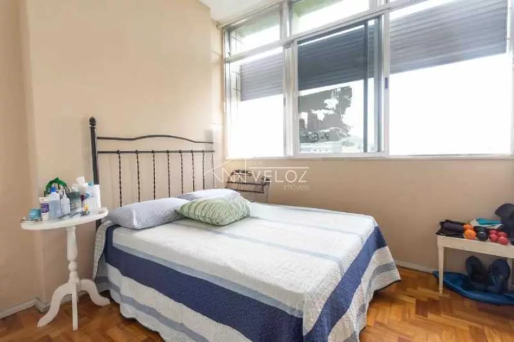 Apartamento à venda com 1 quarto, 53m² - Foto 2