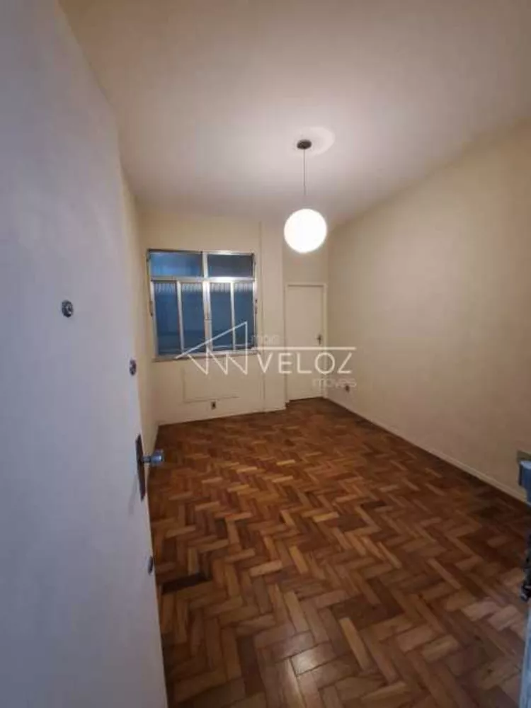 Apartamento à venda com 1 quarto, 44m² - Foto 1