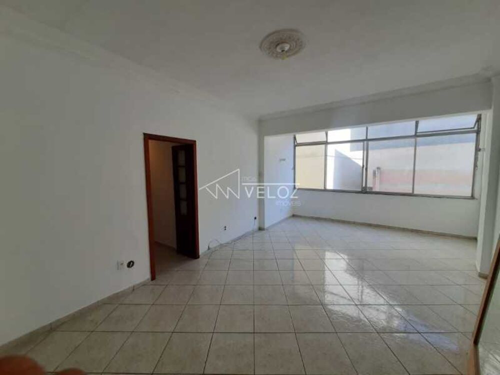 Apartamento à venda com 3 quartos, 120m² - Foto 10