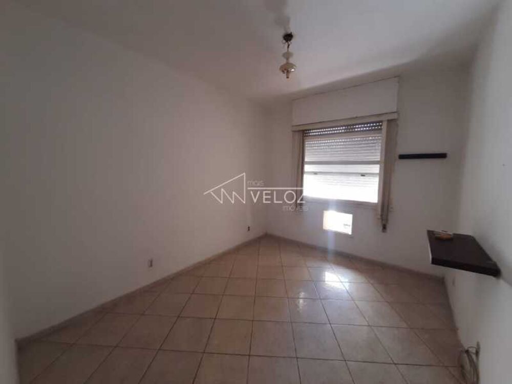 Apartamento à venda com 3 quartos, 120m² - Foto 1