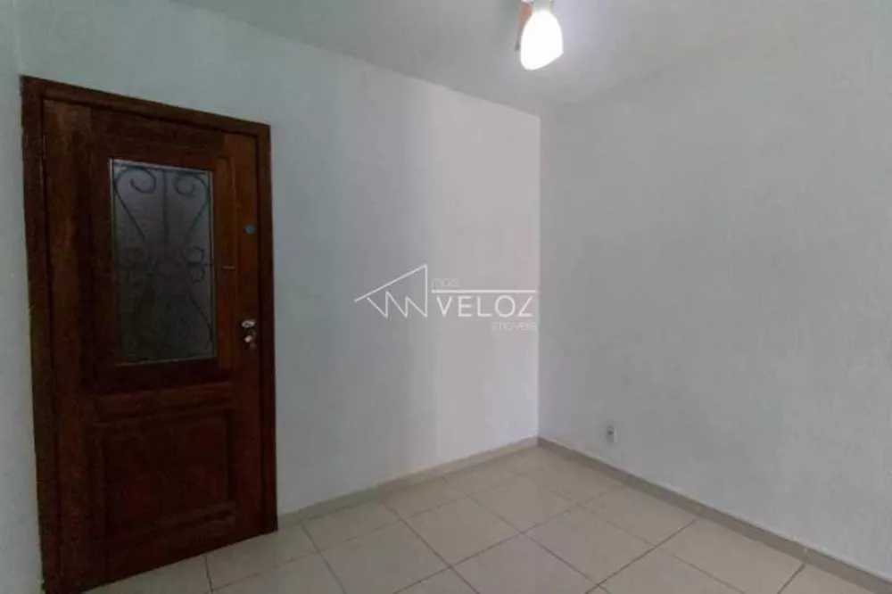 Apartamento à venda com 1 quarto, 41m² - Foto 4