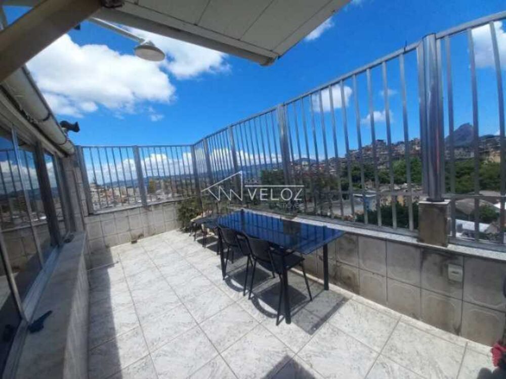 Apartamento à venda com 3 quartos, 39m² - Foto 1