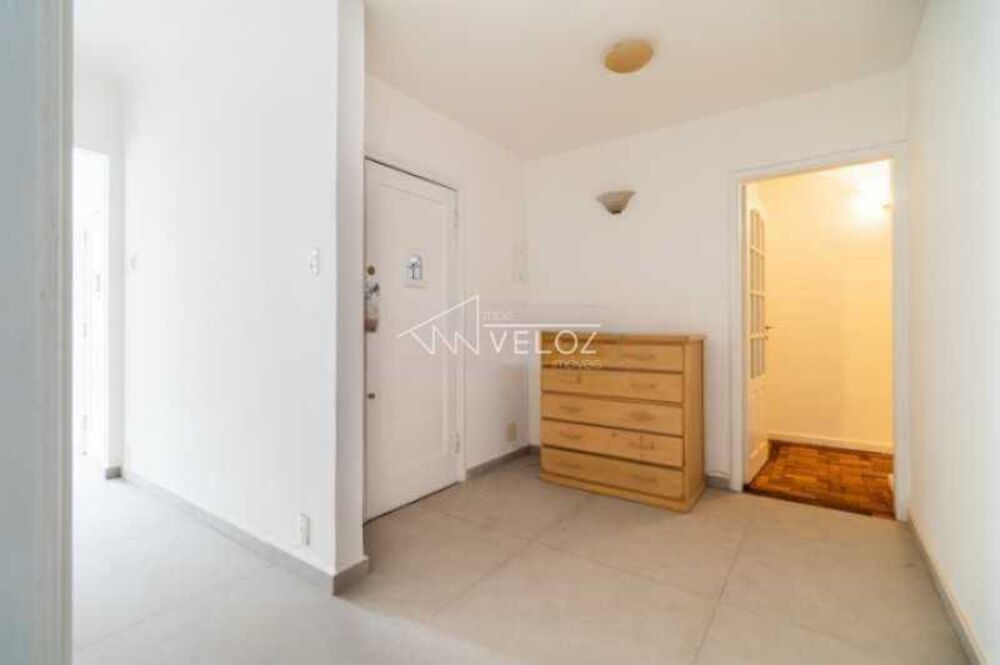 Apartamento à venda com 3 quartos, 118m² - Foto 3