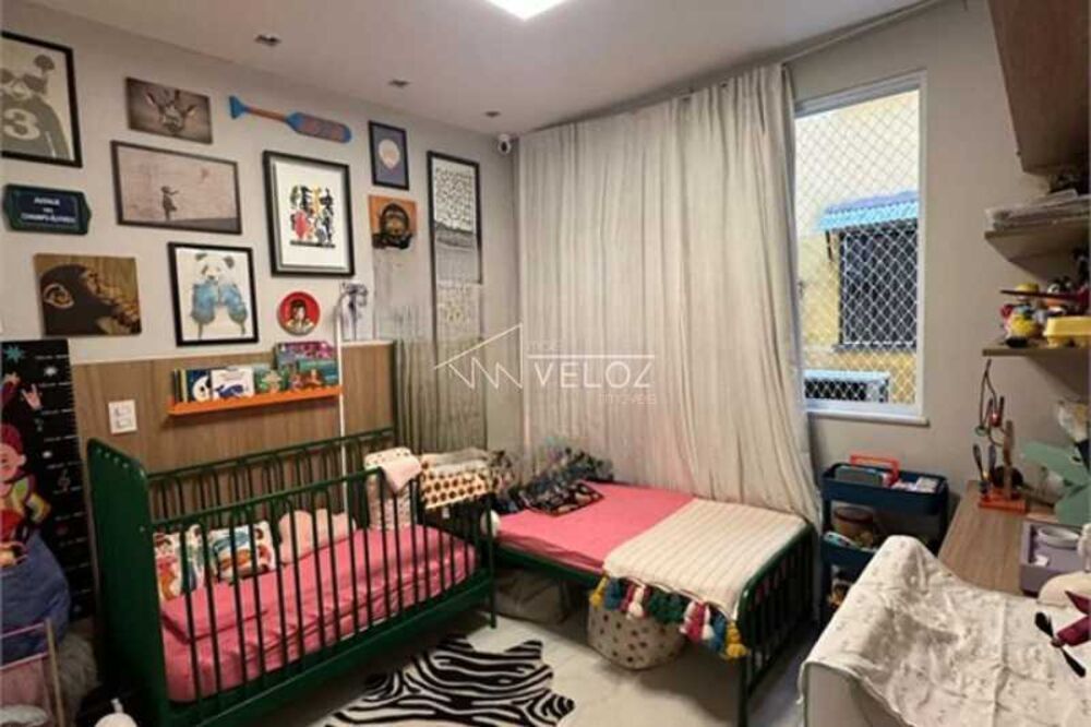 Apartamento à venda com 3 quartos, 100m² - Foto 3