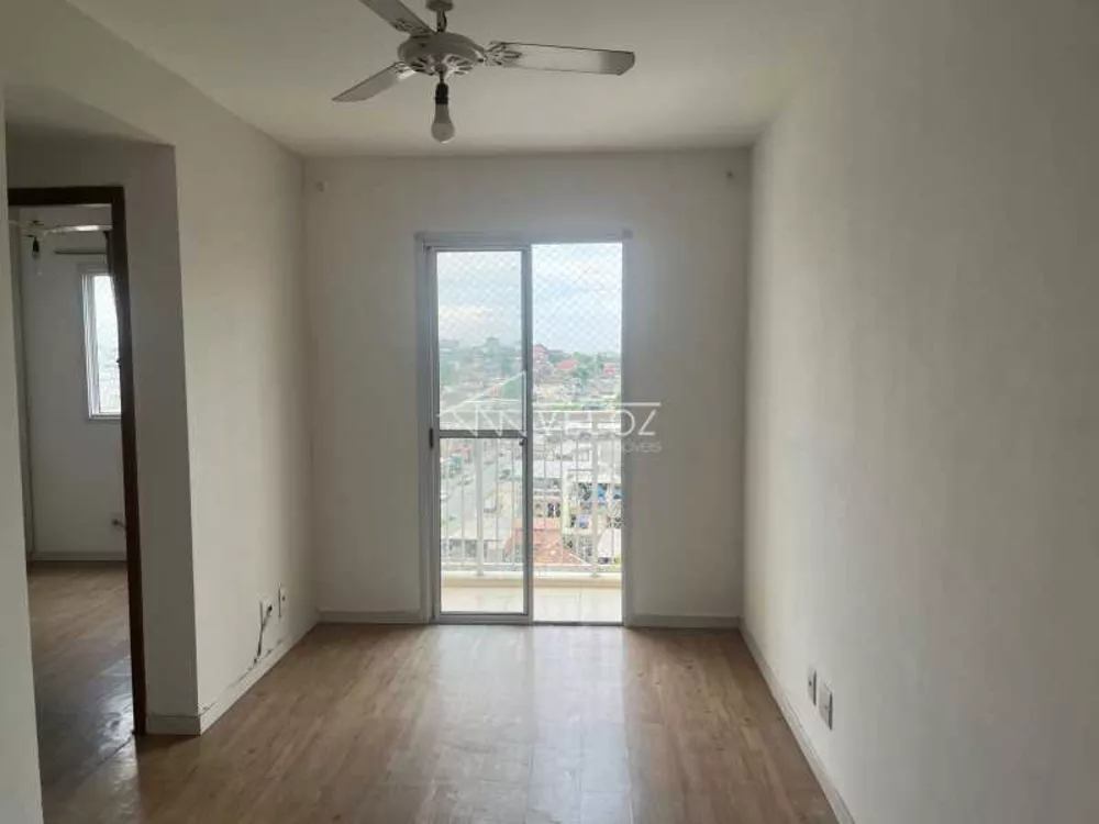 Apartamento à venda com 2 quartos, 43m² - Foto 3