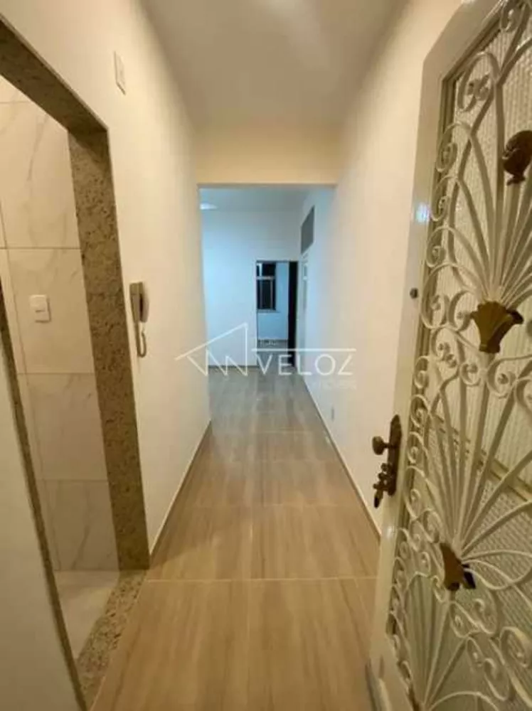 Apartamento à venda com 1 quarto, 37m² - Foto 1