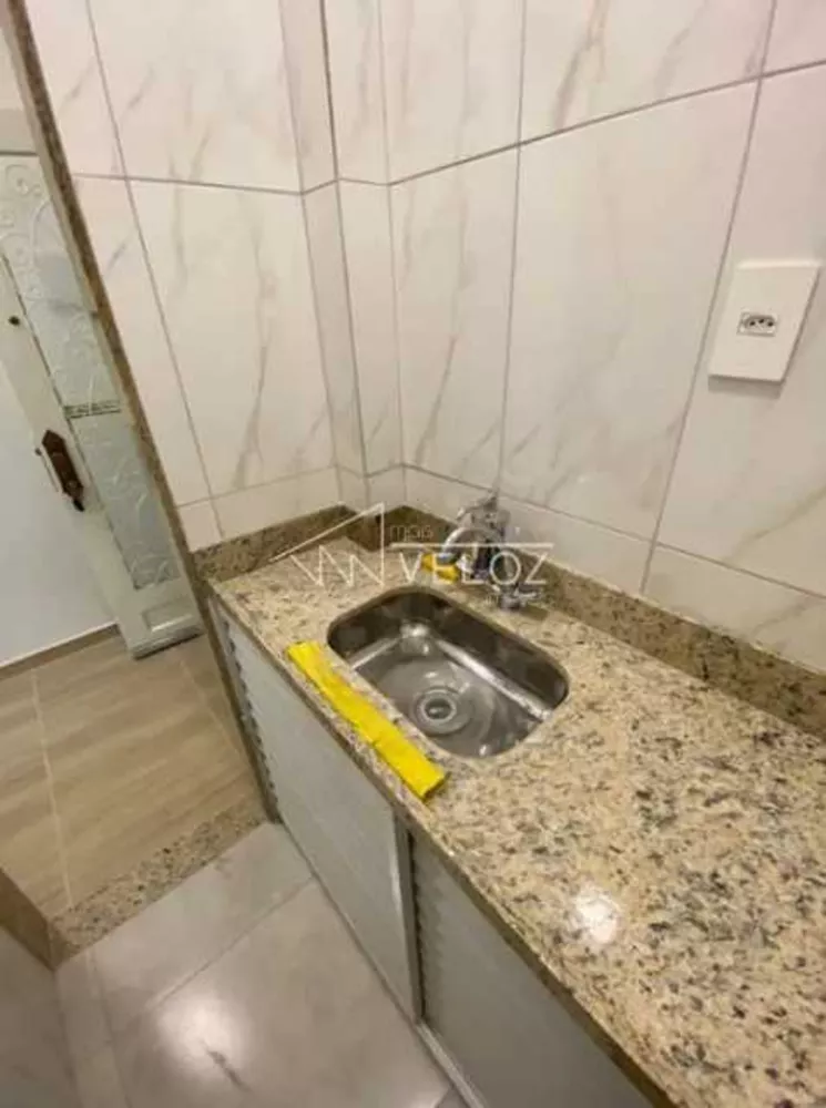 Apartamento à venda com 1 quarto, 37m² - Foto 2