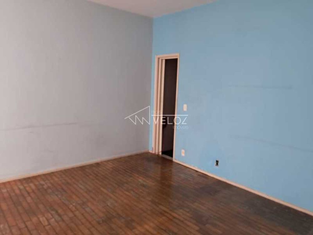 Apartamento à venda com 2 quartos, 130m² - Foto 7